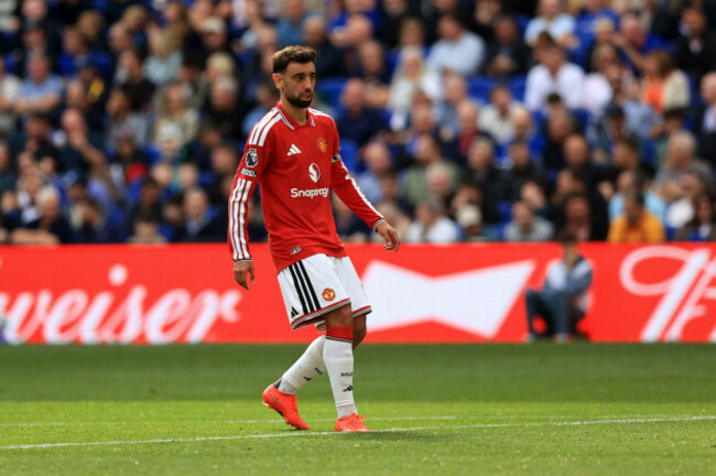hill-dickinson-stadium-liverpool-uk-6th-sep-2026-premier-league-football-everton-versus-manchester-united-bruno-fernandes-of-manchester-united-credit-action-plus-sportsalamy-live-news