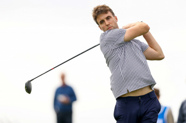paul-conroy-tees-off-the-second