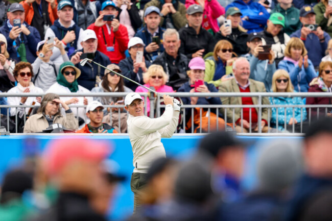 rory-mcilroy-tees-off-the-first
