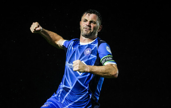 padraig-amond-celebrates-after-scoring-his-sides-second-goal-of-the-match
