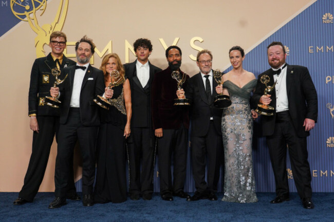 jeff-hiller-from-left-matthew-rhys-dale-dickey-kingston-rumi-southwick-kevin-carroll-stephen-root-kate-oflynn-and-neil-casey-winners-of-the-award-for-outstanding-comedy-series-for-widows-ba