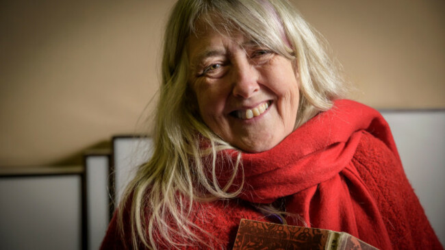 mary-beard-portrait
