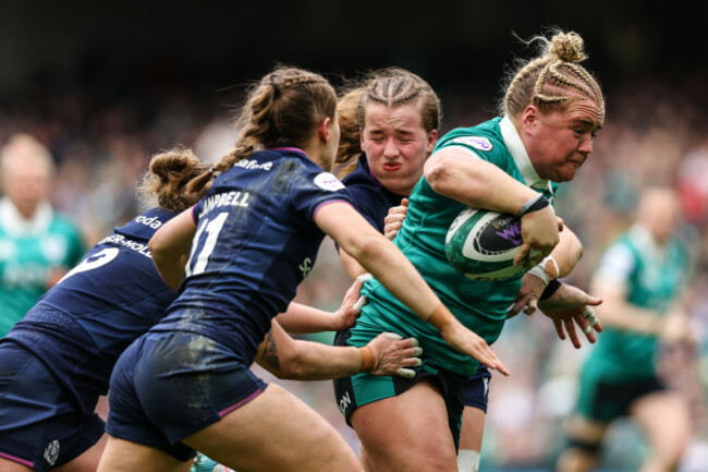 cliodhna-moloney-macdonald-is-tackled-by-shona-campbell