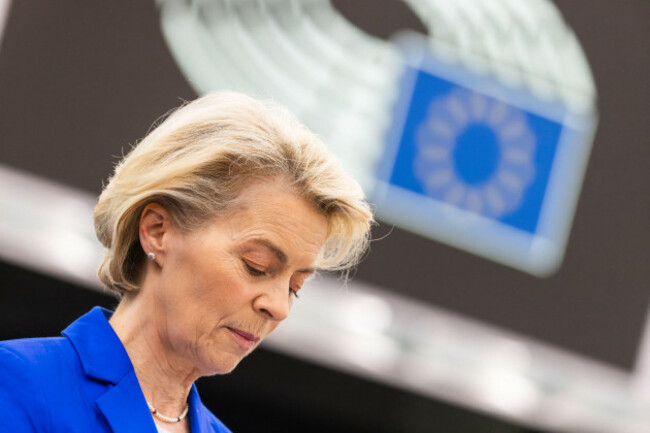 18-october-2023-france-strabburg-ursula-von-der-leyen-cdu-president-of-the-european-commission-speaks-at-the-lectern-in-the-european-parliament-building-the-eu-parliament-debates-the-attack-on