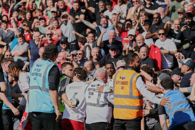 liverpools-alexander-isak-celebrates-with-the-teams-fans-after-scoring-his-side-opening-goal-during-the-english-premier-league-soccer-match-between-bournemouth-and-liverpool-in-bournemouth-england