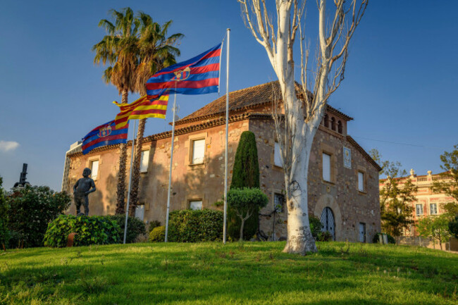 la-masia-former-residence-of-the-young-soccer-players-of-the-fc-barcelona-youth-academy-located-next-to-the-camp-nou-barcelona-catalonia-spain