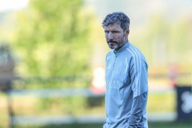 tubize-belgium-21st-sep-2026-belgiums-head-coach-mark-van-bommel-pictured-during-a-training-session-of-the-red-devils-the-belgian-national-soccer-team-at-the-national-training-center-in-tubize