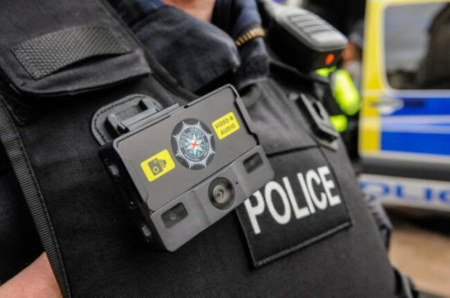 police-officer-from-the-psni-wears-a-body-cam-to-record-video-and-audio