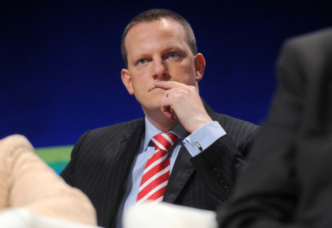 alan-farrell-td-calls-for-enda-kenny-to-step-down-end