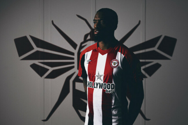 brentford-united-kingdom-note-images-taken-on-11th-january-2024-brentfords-ivan-toney-poses-for-a-portrait-credit-george-tewkesburybrentford-fcalamy-live-news