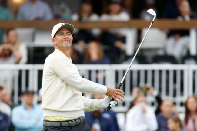 medinah-il-september-25-adam-scott-of-australia-watches-his-tee-shot-on-no-16-during-the-friday-foursomes-session-of-the-presidents-cup-september-25-2026-at-medinah-country-club-in-medinah-il