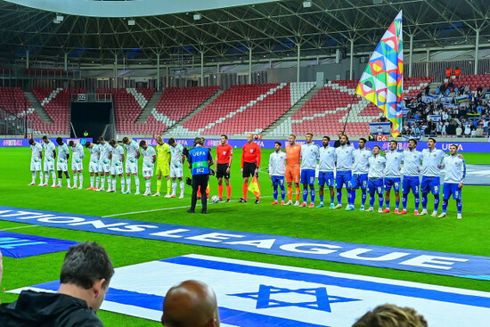 players-of-israel-right-and-ireland-stand-for-the-anthems-before-the-uefa-nations-league-soccer-match-between-ireland-and-israel-in-debrecen-hungary-sunday-sept-27-2026-zsolt-czegledimti-via