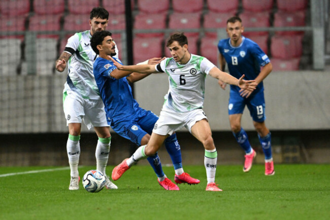 ipa89046139-jayson-molumby-ireland-vs-assaf-tzur-israel-during-the-nations-league-group-stage-matchday-2-between-israel-and-ireland-on-september-27-2026-at-the-puskas-arena-in-budapest-hung