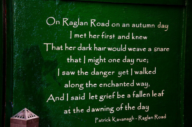 on-raglan-road-is-an-irish-song-from-irish-poet-partick-kavanagh-on-the-facade-of-the-bachelor-inn-in-dublin-ireland