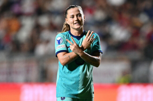claudia-pina-of-f-c-barcelona-celebrates-after-scoring-the-goal-of-0-5-during-the-uefa-womens-champions-league-202627-league-phase-md2-football-match-played-between-a-s-roma-and-fc-barcelona-at-t