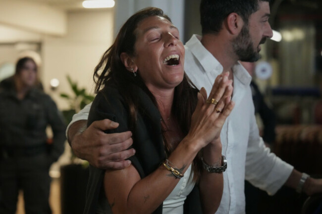 passengers-who-experienced-an-emergency-landing-in-saudi-arabia-during-a-flight-on-flydubai-plane-arrive-at-ben-gurion-international-airport-near-tel-aviv-israel-wednesday-sept-30-2026-ap-ph