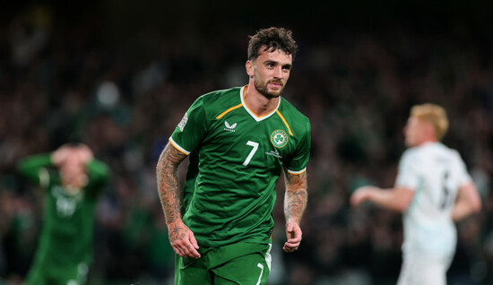troy-parrott-celebrates-scoring-his-sides-first-goal