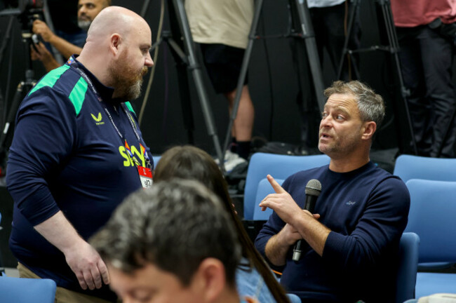 motti-pshehatzki-during-the-press-conference