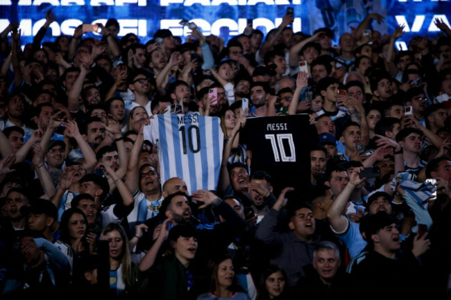 buenos-aires-buenos-aires-argentina-6th-oct-2026-argentina-fans-show-messi-shirts-during-the-match-between-argentina-and-benin-at-monumental-stadium-in-buenos-aires-argentina-credit-image