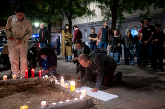 several-people-leave-candles-and-messages-at-maricarmens-home-on-7-october-2026-in-madrid-spain-maricarmen-abascal-who-had-become-a-symbol-of-the-struggle-for-housing-a-struggle-that-led-to-the