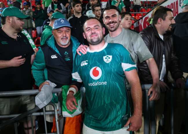 jack-aungier-celebrates-with-his-dad-john-and-friend-greg-petherbridge-after-the-game