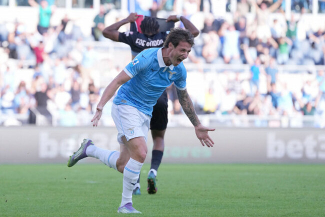 ipa89560378-lazios-andrea-pinamonti-celebrates-after-scoring-the-goal-that-made-the-score-3-1-during-the-20262027-italian-serie-a-match-between-ss-lazio-and-ac-monza-at-the-olympic-stadium-in-rome