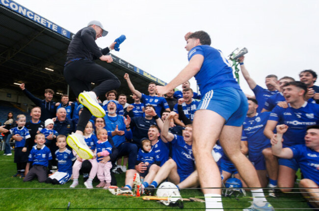 padraic-maher-celebrates-winning-with-the-team