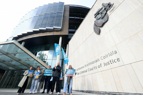 169Public Sector Strikes_90756988
