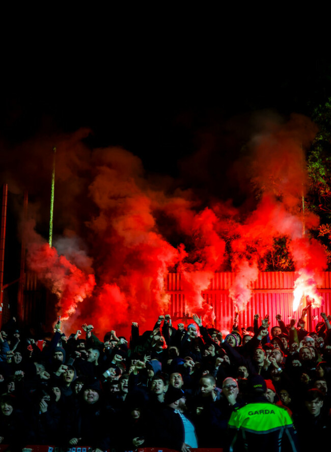 shelbourne-fans-set-off-flares-ahead-of-the-game