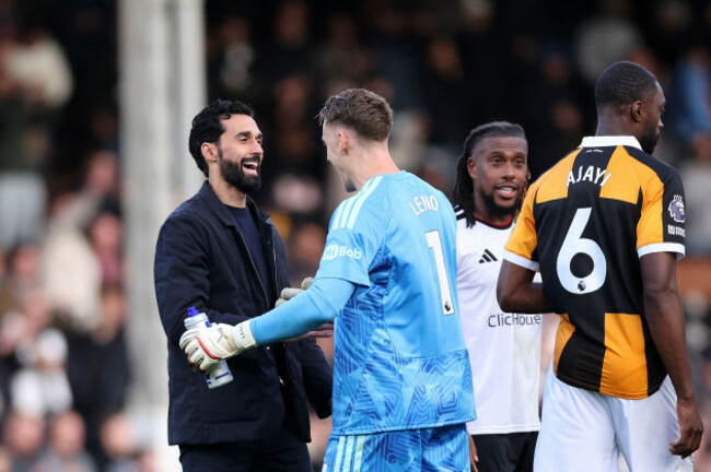 london-uk-17th-oct-2026-alvaro-arbeloa-of-fulham-celebrates-with-bernd-leno-of-fulham-during-the-fulham-vs-hull-city-premier-league-match-at-craven-cottage-london-picture-credit-should-read-dav