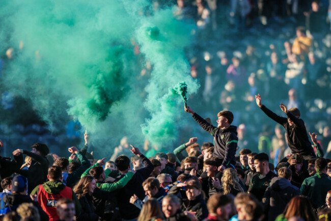 glen-rovers-supporters-celebrate-after-the-match