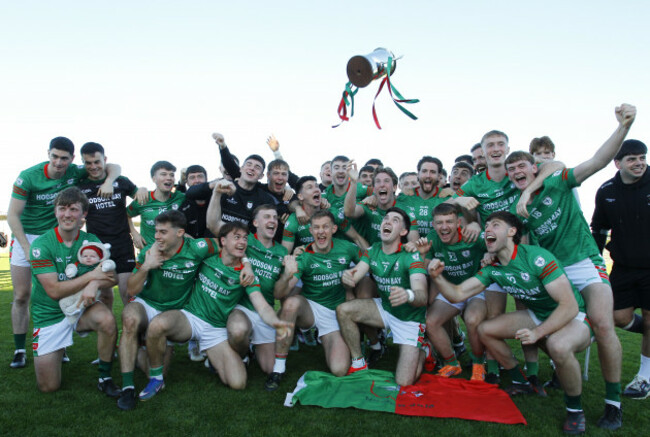 st-brigids-team-celebrate-with-the-fahey-cup