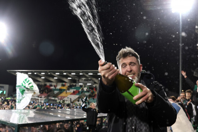 stephen-bradley-celebrates-after-the-game