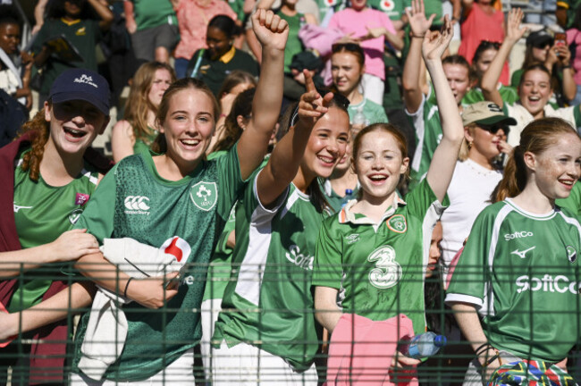 ireland-fans-celebrate-after-the-match