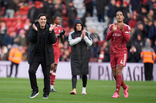liverpool-manager-andoni-iraola-at-the-final-whistle-after-the-premier-league-match-at-anfield-liverpool-picture-date-sunday-october-25-2026