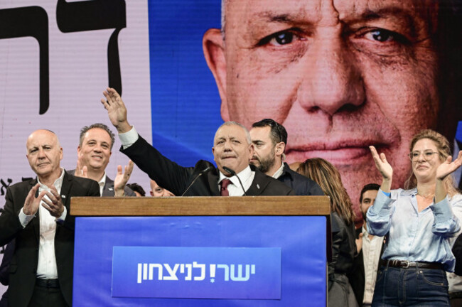 tel-aviv-israel-28th-oct-2026-former-israeli-military-chief-and-yashar-party-leader-gadi-eisenkot-gestures-as-he-addresses-supporters-at-an-election-night-rally-after-the-first-exit-polls-were-ann