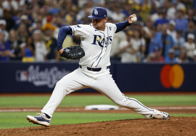 st-petersburg-florida-usa-28th-oct-2026-tampa-bay-rays-pitcher-ian-seymour-61-delivers-a-pitch-during-the-twelfth-inning-of-game-4-of-the-world-series-between-the-tampa-bay-rays-and-the-milwau