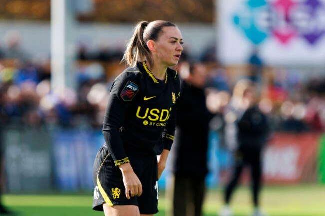 sutton-england-october-25-katie-mccabe-of-chelsea-during-the-barclays-womens-super-league-202627-match-between-crystal-palace-fc-and-chelsea-at-vbs-community-stadium-on-october-25-2026-in-sutto