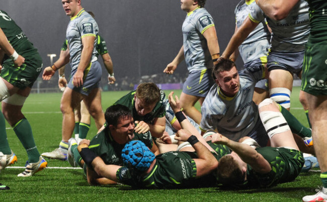 dave-heffernan-scores-his-sides-first-try