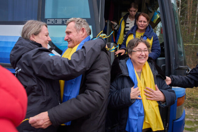 residents-of-oleshky-react-after-being-evacuated-from-their-russian-occupied-hometown-as-they-cross-the-belarus-ukraine-border-in-chernyhiv-region-ukraine-saturday-oct-31-2026-ap-photoefrem-lu
