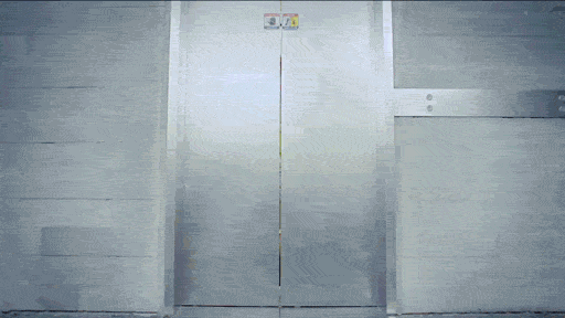 11 Reasons Being In A Lift Is The Most Awkward Thing Ever